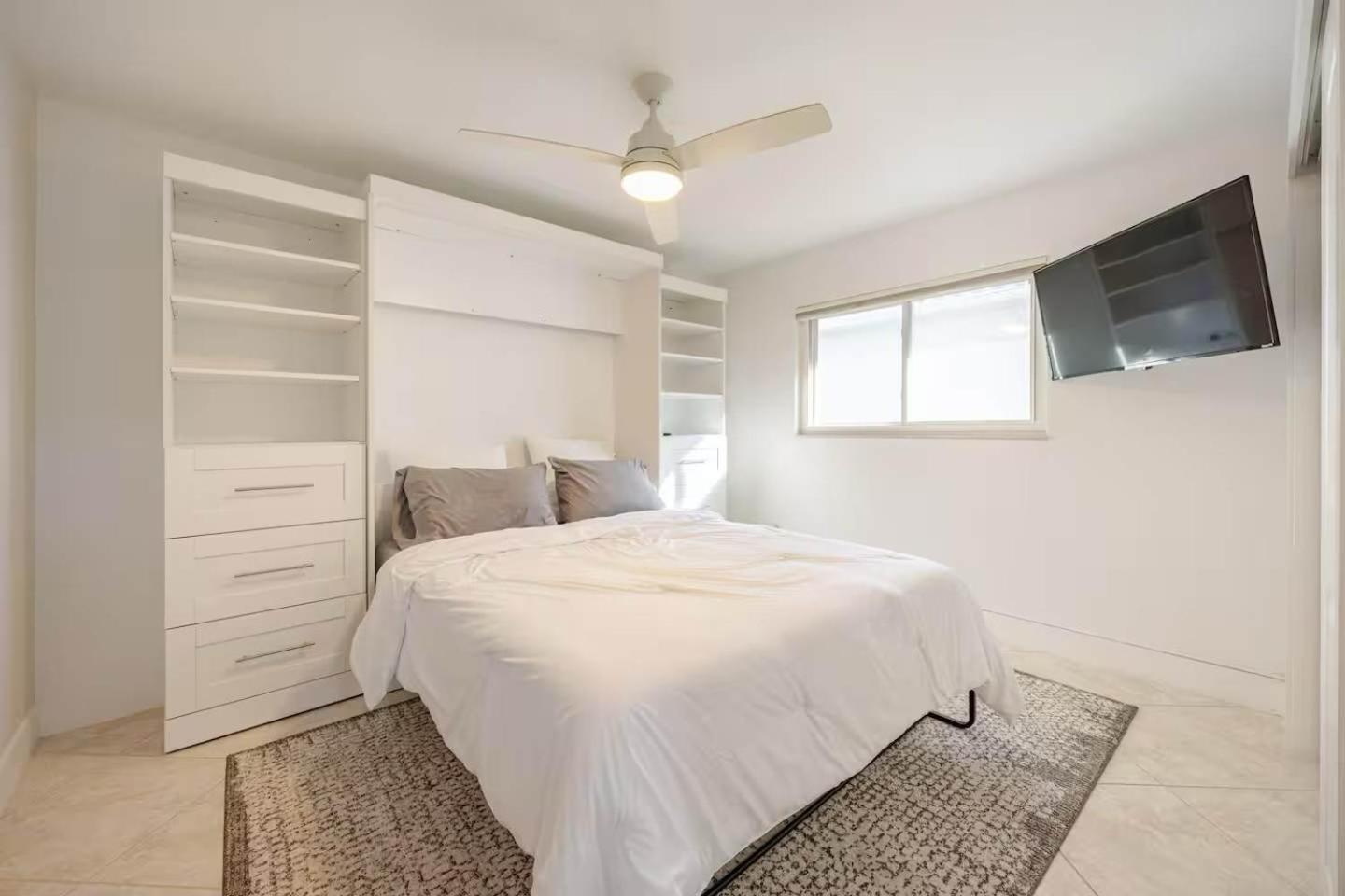Waterfront Escape Luxurious Stay Cape Coral Buitenkant foto