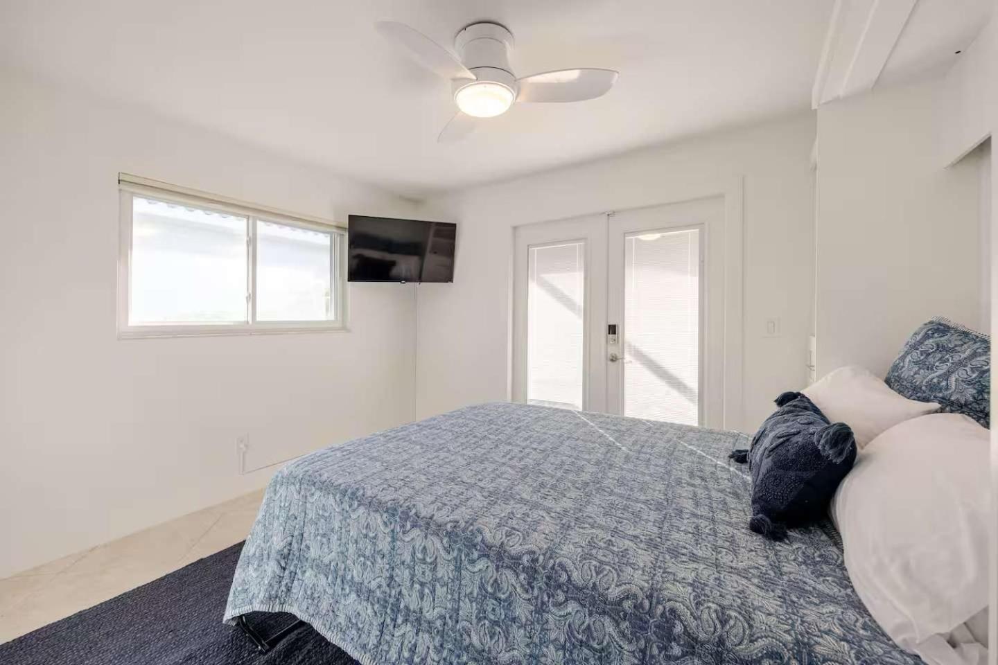 Waterfront Escape Luxurious Stay Cape Coral Buitenkant foto