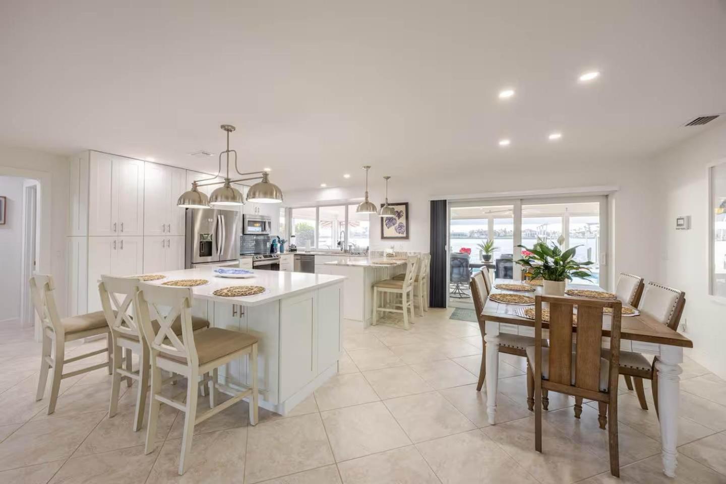 Waterfront Escape Luxurious Stay Cape Coral Buitenkant foto